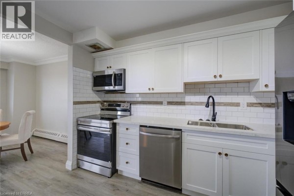 640 West Street Unit# 909, Brantford, ON, photo 3