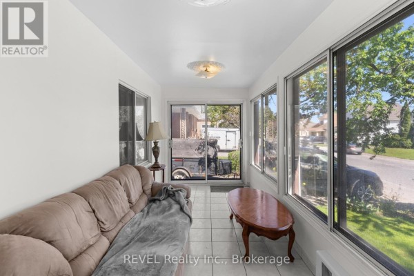 6401 Taylor Street, Niagara Falls, ON L2G2E9 Photo 4
