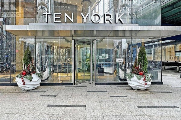 6403 - 10 York Street, Toronto, ON M5J0E1 Photo 2