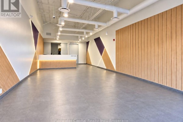 Commercial for rent at 6405 Erin Mills Parkway, Mississauga, ON - MLS® 33QiiE