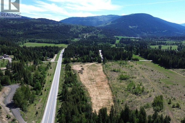 640e Yellowhead Highway, Clearwater, BC, photo 2