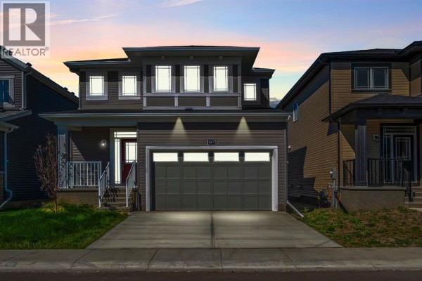 641 Southwinds Close Sw, Airdrie, AB, photo 2