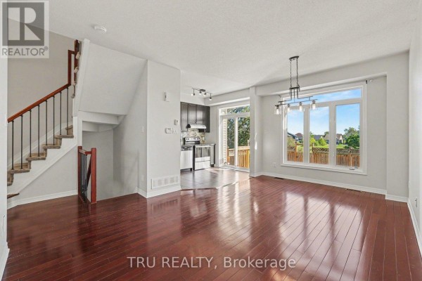 641 Sunburst Street, Ottawa, ON K1T0L1 Photo 4
