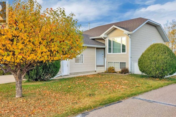 6411 54 Street, Rocky Mountain House