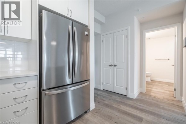 Living room/Dining room - 6415 Regional Road 25 Unit# 307, Milton, ON L9T9M9 Photo 4