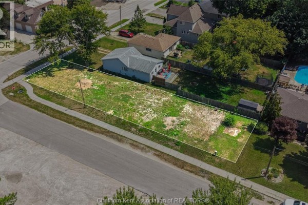 6415 St Clair Road, Lakeshore, ON, photo 2