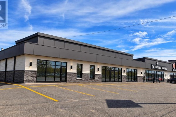 642 Great Northern Rd # A, Sault Ste  Marie, ON, photo 2