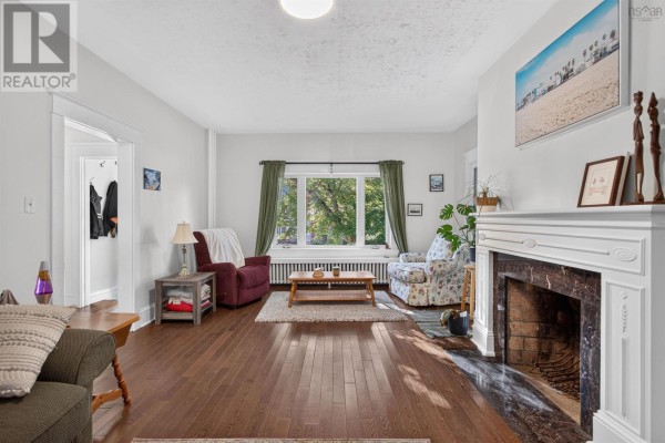 6421/6423 Coburg Road, Halifax, NS B3H2A6 Photo 3