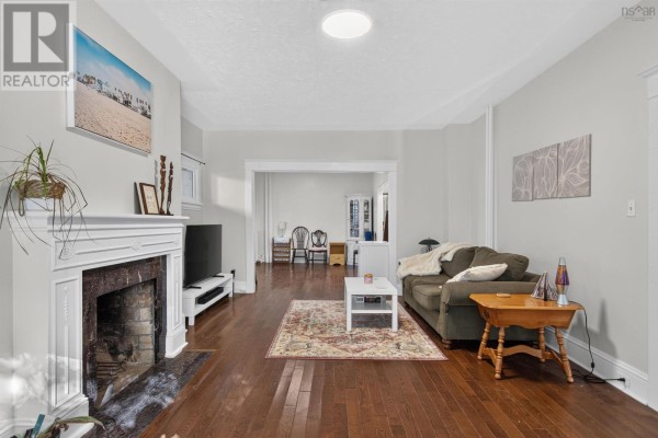 6421/6423 Coburg Road, Halifax, NS B3H2A6 Photo 4