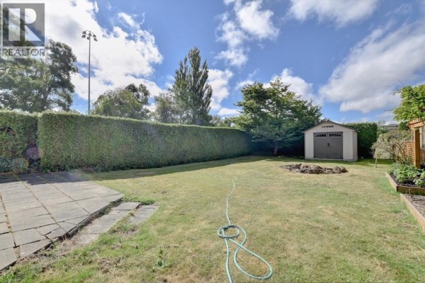6426 Williams Road, Richmond, BC V7E1K5 Photo 5