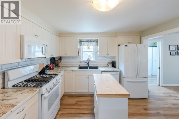 Storage - 6430 Spartan Street, Oliver, BC V0H1T0 Photo 2