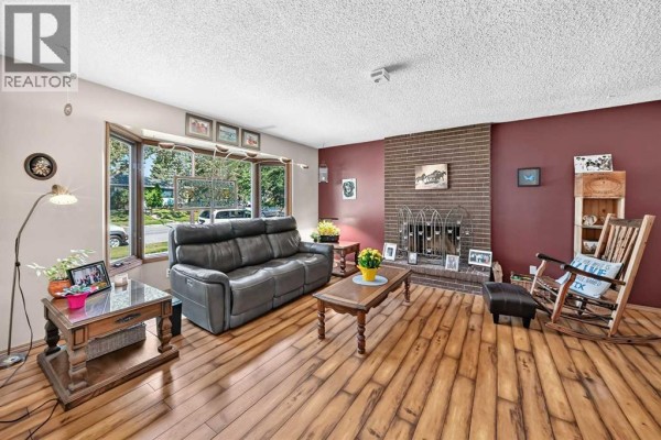 Dining room - 6432 Rundlehorn Drive Ne, Calgary, AB T1Y2B8 Photo 3