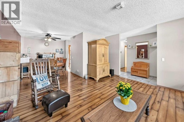 Bedroom - 6432 Rundlehorn Drive Ne, Calgary, AB T1Y2B8 Photo 5