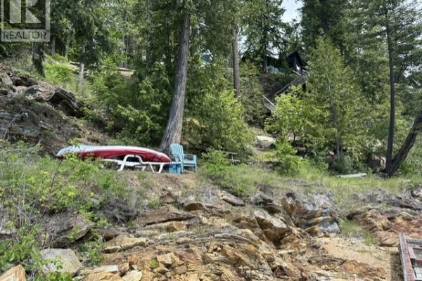 6432 Sunnybrae Canoe-point Road Lot# 5, Tappen, BC V0E2X1 Photo 3