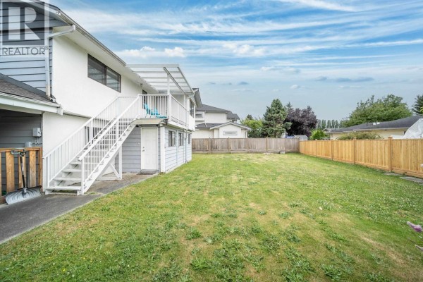 6439 Azure Road, Richmond, BC V7C2R8 Photo 5