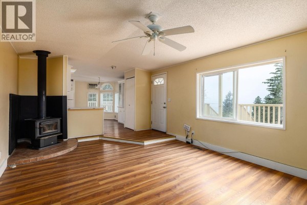 6439 Farmers Drive, Kelowna, BC, photo 2
