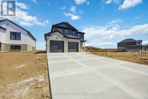 644 Ketter Way, Plympton Wyoming, ON, photo 2