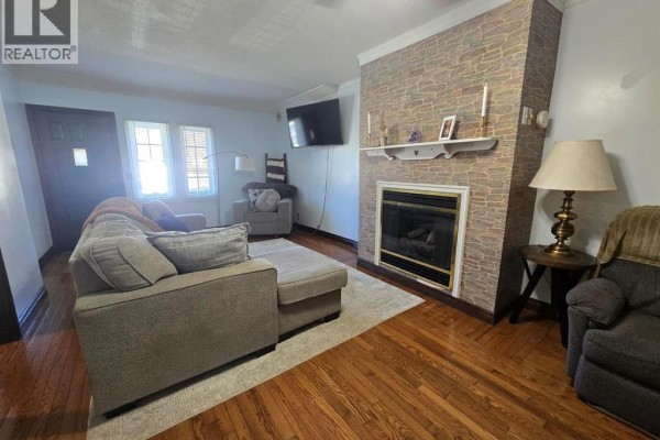 Bedroom - 644 Wallace Street, Wallaceburg, ON N8A1K5 Photo 4