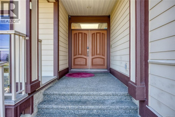 6448 Peregrine Rd, Nanaimo, BC, photo 3