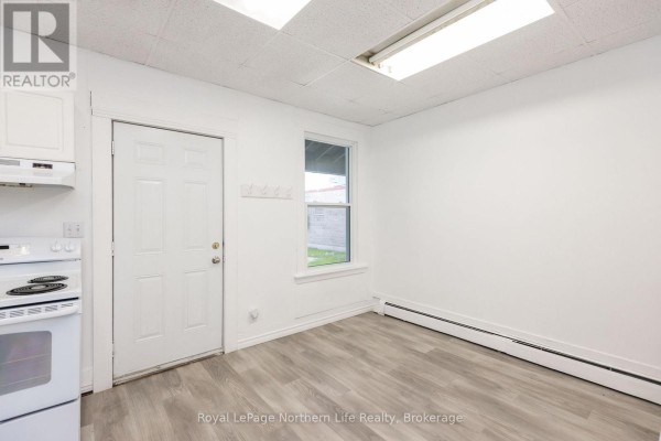 645 Main Street E, North Bay, ON P1B1C1 Photo 4