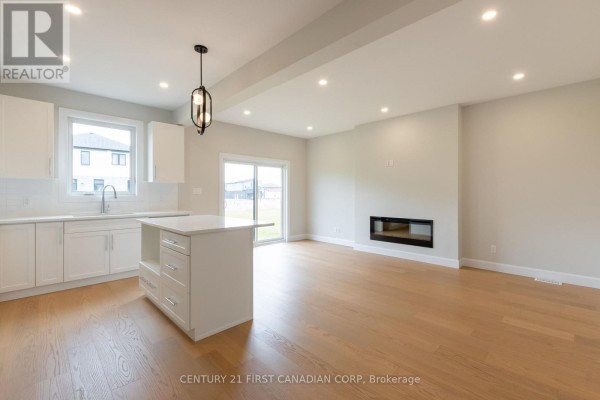 6453 Royal Magnolia Avenue, London South, ON N6P0K2 Photo 5