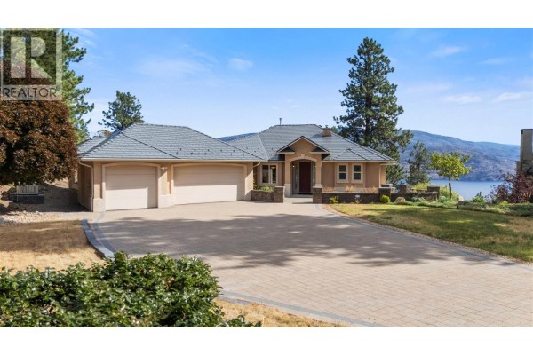 Residential for sale at 6455 Vernon Avenue, Peachland, BC - MLS® bbGcBv
