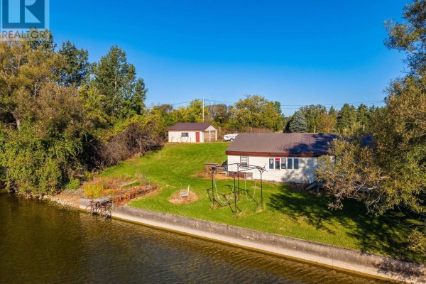6457 County Rd 9, Greater Napanee, ON K7R3K8 Photo 4
