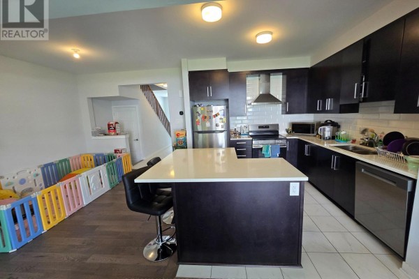 646 Fenwick Way, Ottawa, ON K2J7E6 Photo 5