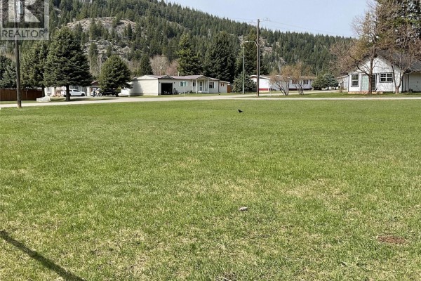 646 Kimberley Avenue N, Greenwood, BC V0H1J0 Photo 4