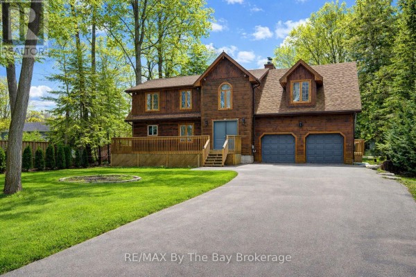 646 Oxbow Park Drive, Wasaga Beach, ON, photo 2