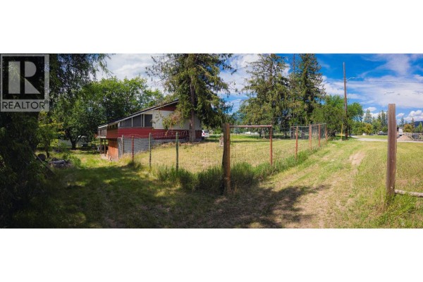 3pc Bathroom - 6465 27 Street, Grand Forks, BC V0H1H0 Photo 3