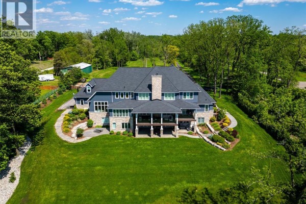 647 St Clair Parkway, St Clair, ON, photo 3
