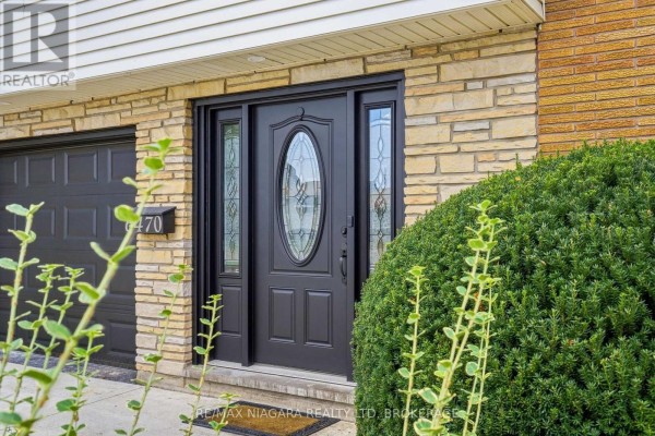 Foyer - 6470 Gore Street, Niagara Falls, ON L2J1Y1 Photo 5