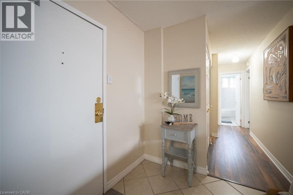 Dining room - 648 Grey Street Unit# 203, Brantford, ON N3S4Y3 Photo 4