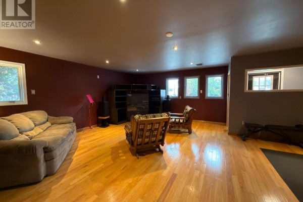Living room - 648 Scott Street, Fort Frances, ON P9A1H6 Photo 2