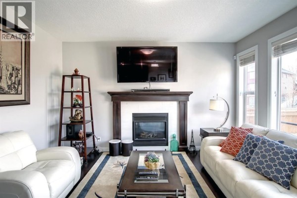 Dining room - 649 Marina Drive, Chestermere, AB T1X0C5 Photo 5