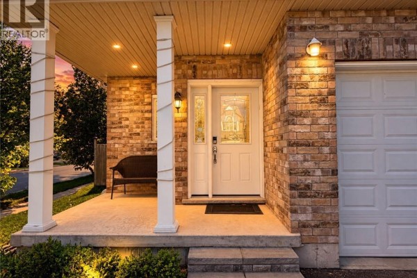 649 Winterberry Avenue, Waterloo, ON, photo 3