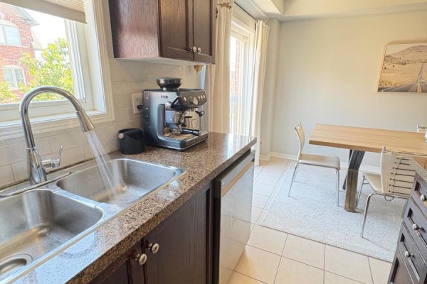 65 - 2179 Fiddlers Way, Oakville, ON, photo 3