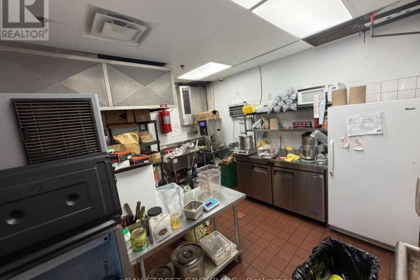 65 & 66 - 505 Highway 7 E, Markham, ON L3T7T1 Photo 5