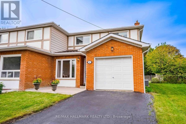 Kitchen - 65 Baroness Crescent, Toronto, ON M2J3K4 Photo 2
