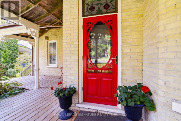 65 Bond Street W, Kawartha Lakes, ON, photo 3