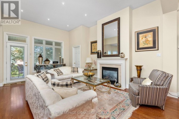 Kitchen - 65 Braid Bend, Whitchurch Stouffville, ON L4A1R7 Photo 3