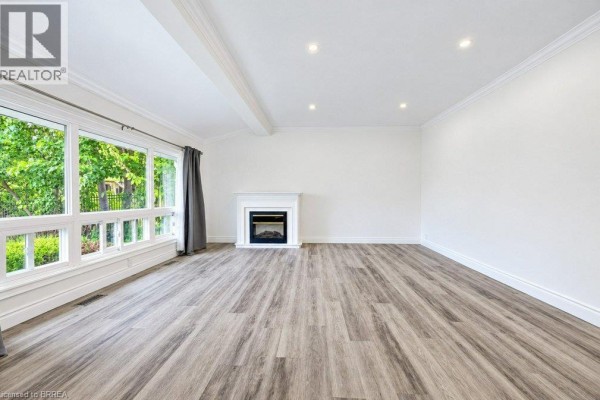 65 Broadway Street W Unit# 1, Paris, ON, photo 3