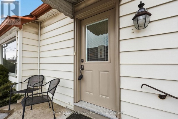 65 Donald Street, Barrie, ON, photo 3