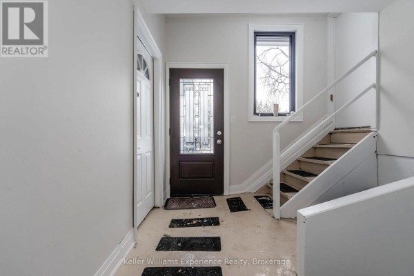 65 Drury Lane, Barrie, ON, photo 3