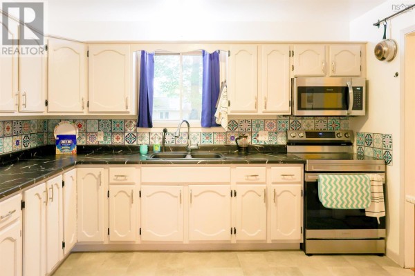 Bedroom - 65 Hirtle Drive, Bridgewater, NS B4V3N9 Photo 5