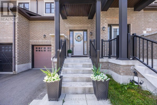 65 Lorne Thomas Place, New Tecumseth, ON L9R0V8 Photo 5