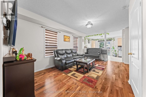 Bedroom 2 - 65 Ozner Court, Brampton, ON L6X4Y9 Photo 5