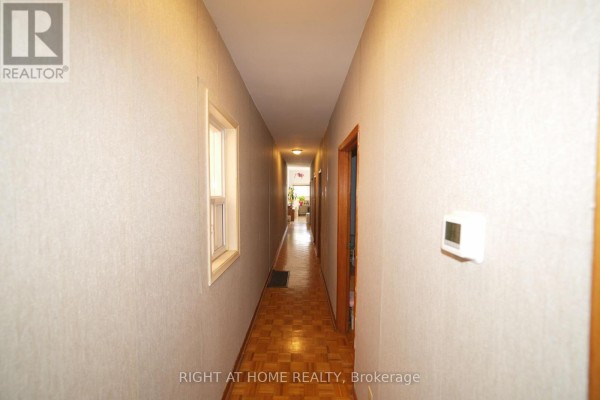 65 Salem Avenue, Toronto, ON, photo 2