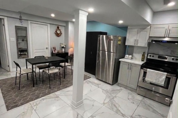 65 Sugarberry Drive, Brampton, ON L6X0K4 Photo 4
